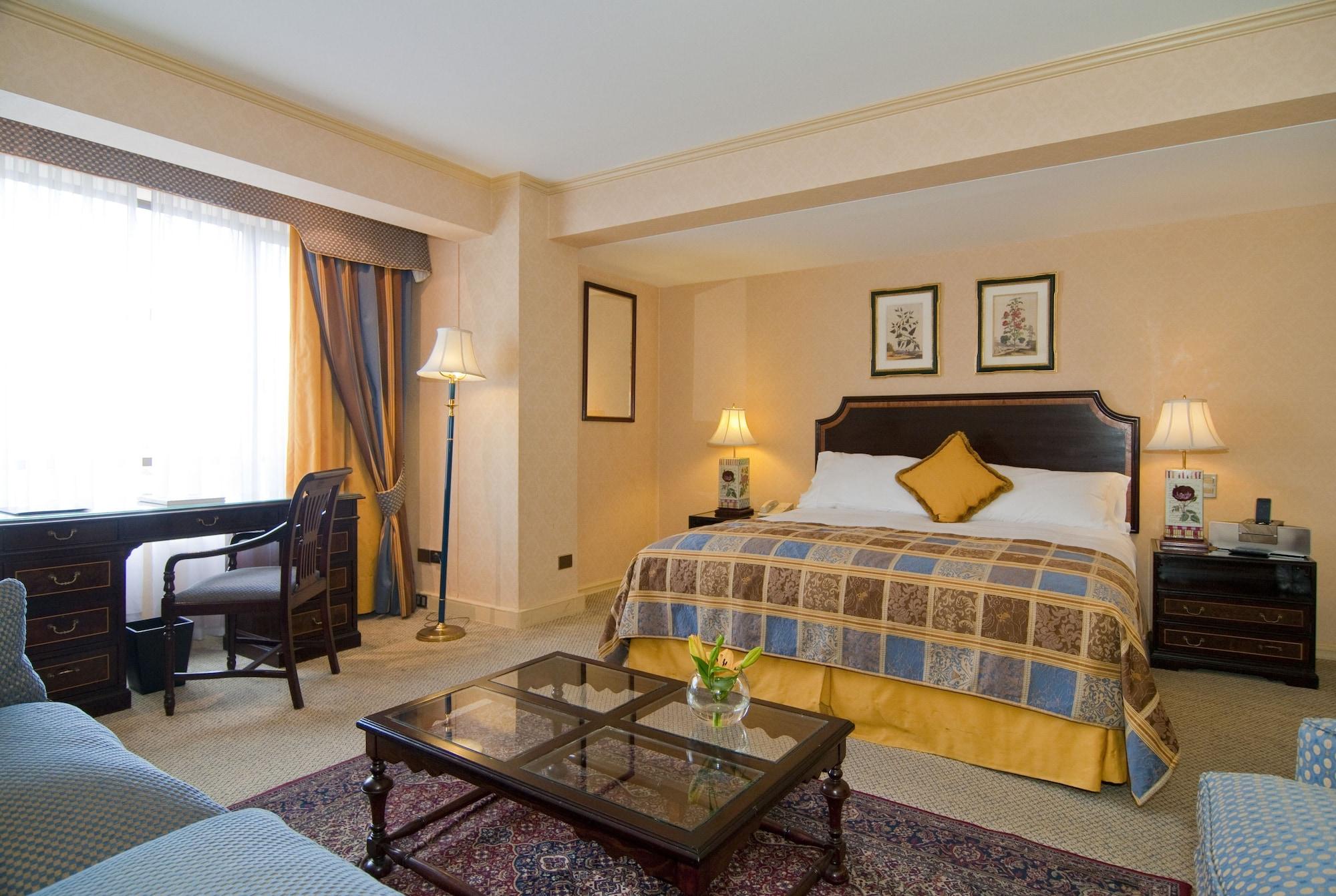 Park Plaza Santiago Hotel Bagian luar foto